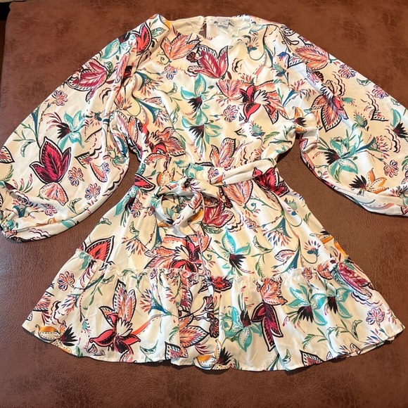 Baltic Born Dresses & Skirts - Baltic Born Tally Mini Dress Off White Multi Print Floral Balloon Sleeve NWT M